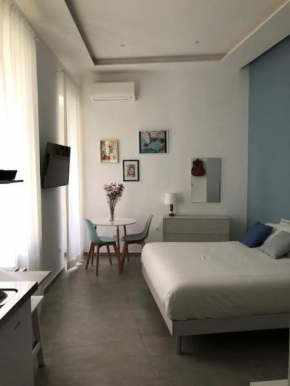 DaDedo’ -Monolocale tra Plebiscito Toledo e Chiaia Napoli